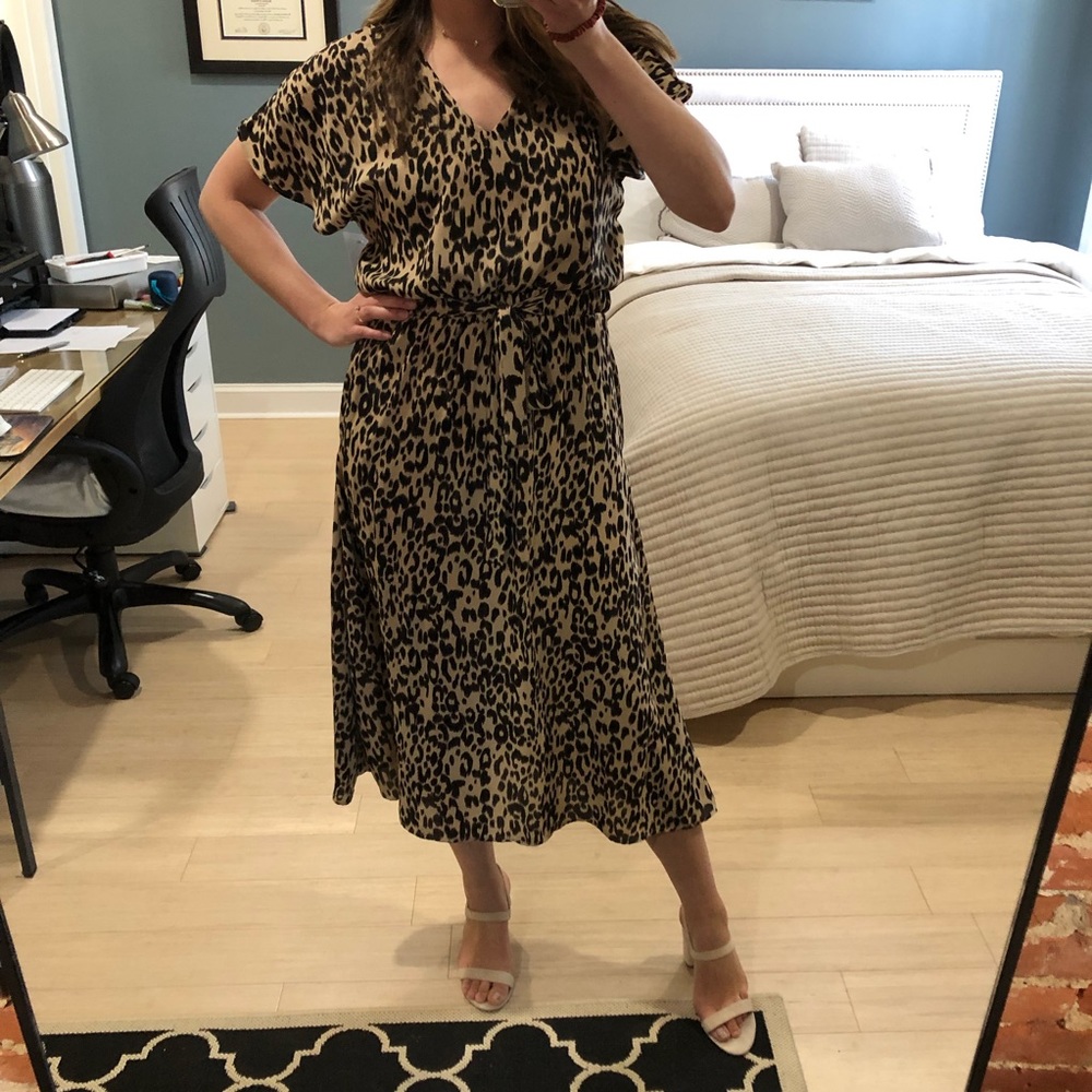 Midi Length Leopard Animal Print Brown Camel Tie Waist v-neck Dress S